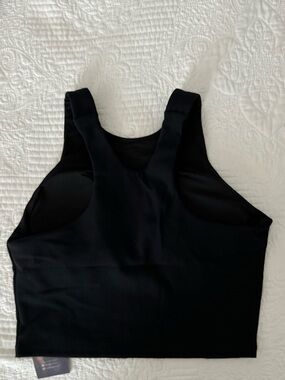 Active wear crop top